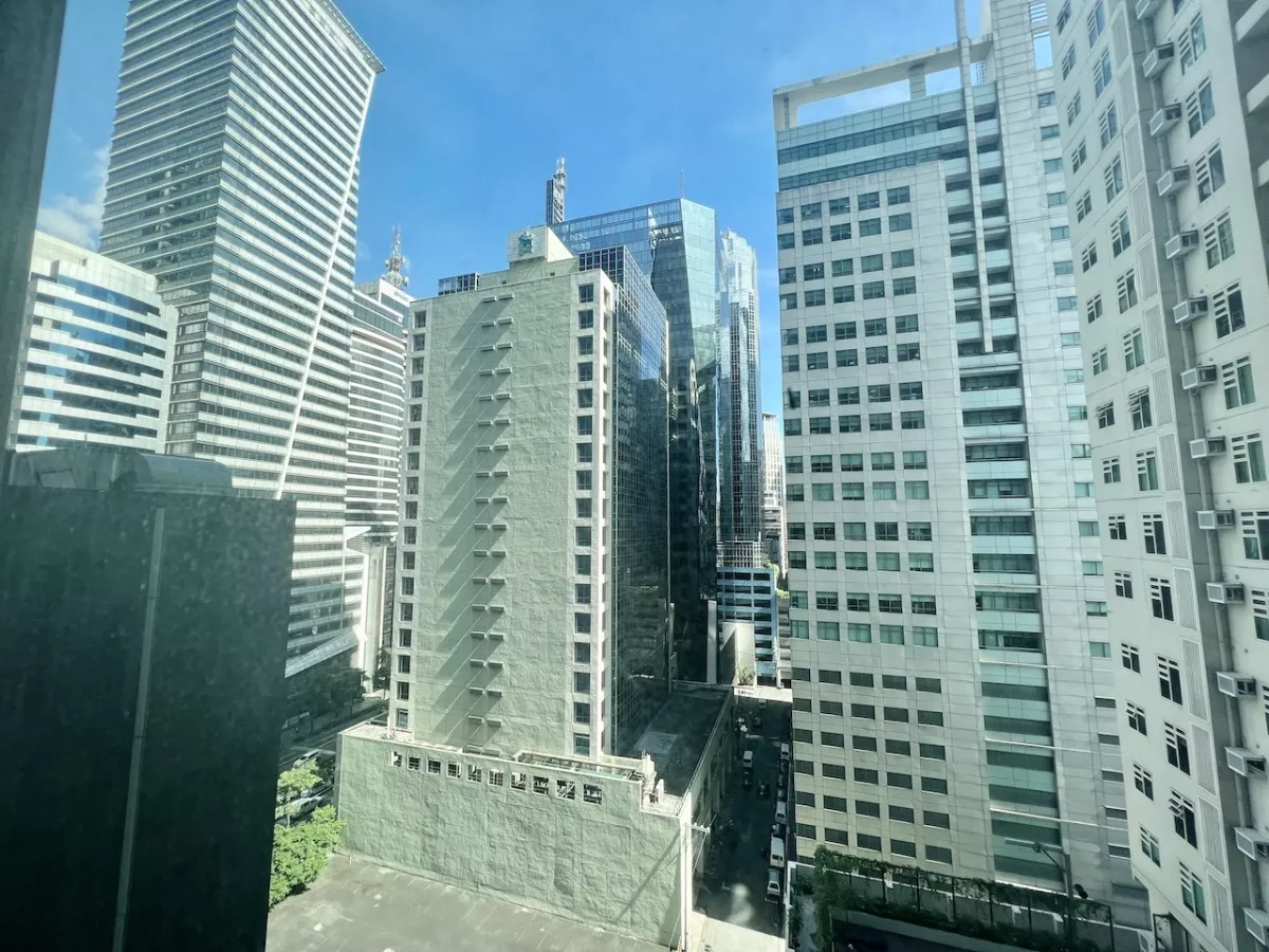 "Semi-furnished 1 Bedroom in Kroma Towers, Makati City"10