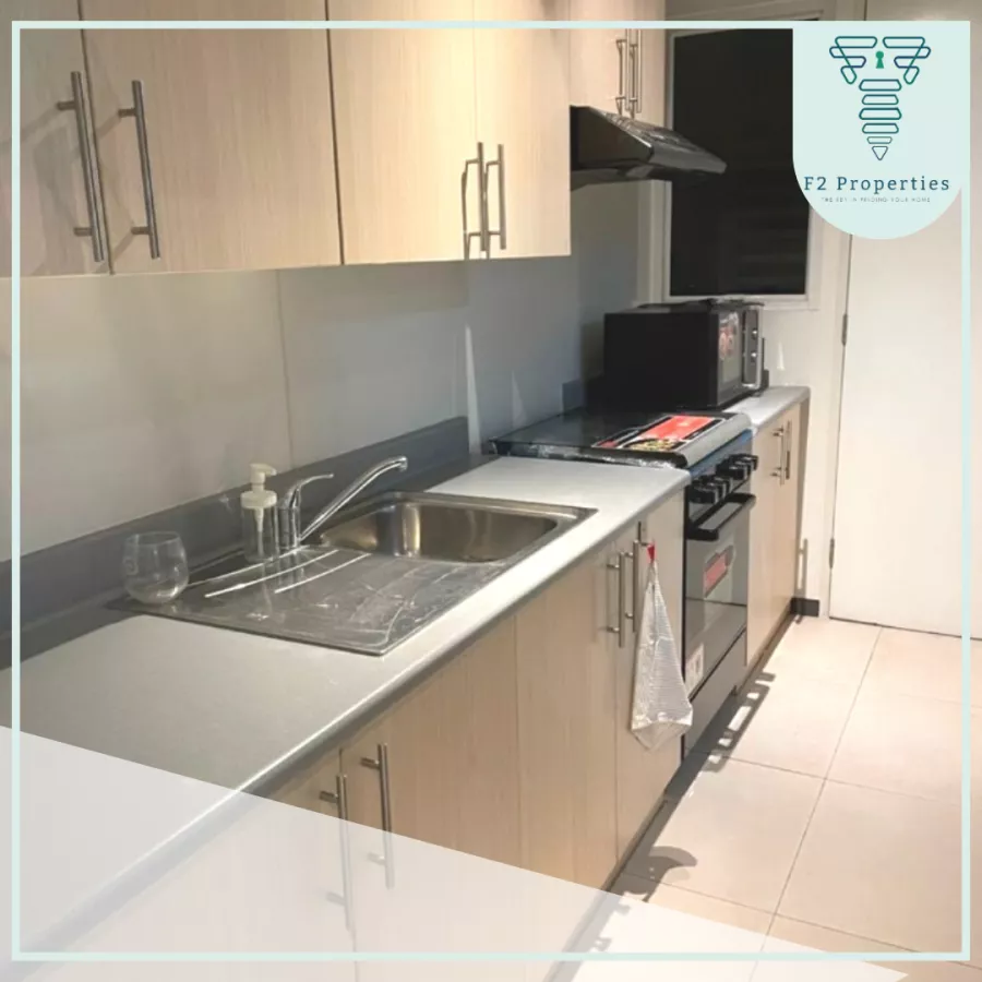 2 Bedroom For Rent In The Columns Legaspi Village06