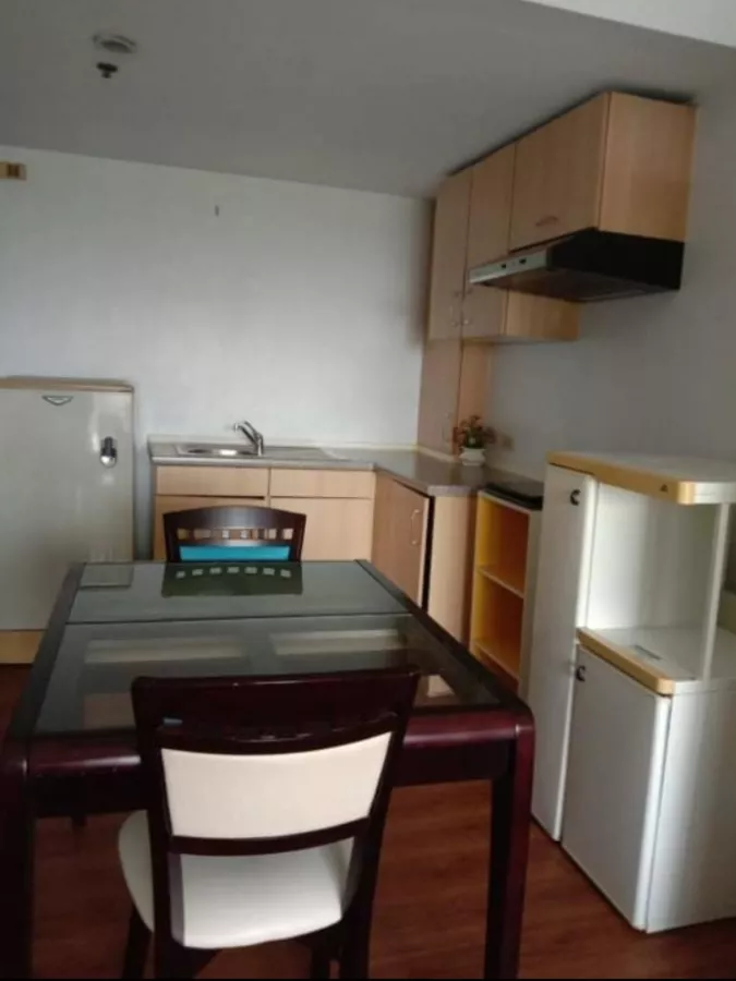 "Furnished Studio with Balcony for Lease in Elizabeth Place, Makati"03