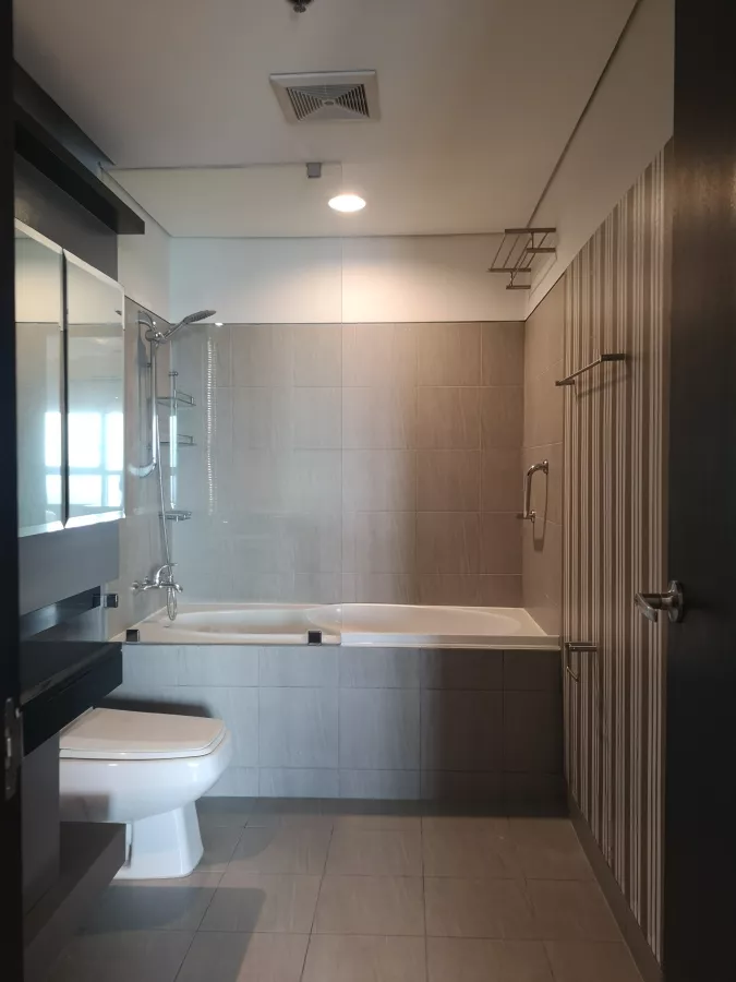The Residences at Greenbelt Tower 3 Bedroom Unit For Rent Greenbelt Makati02