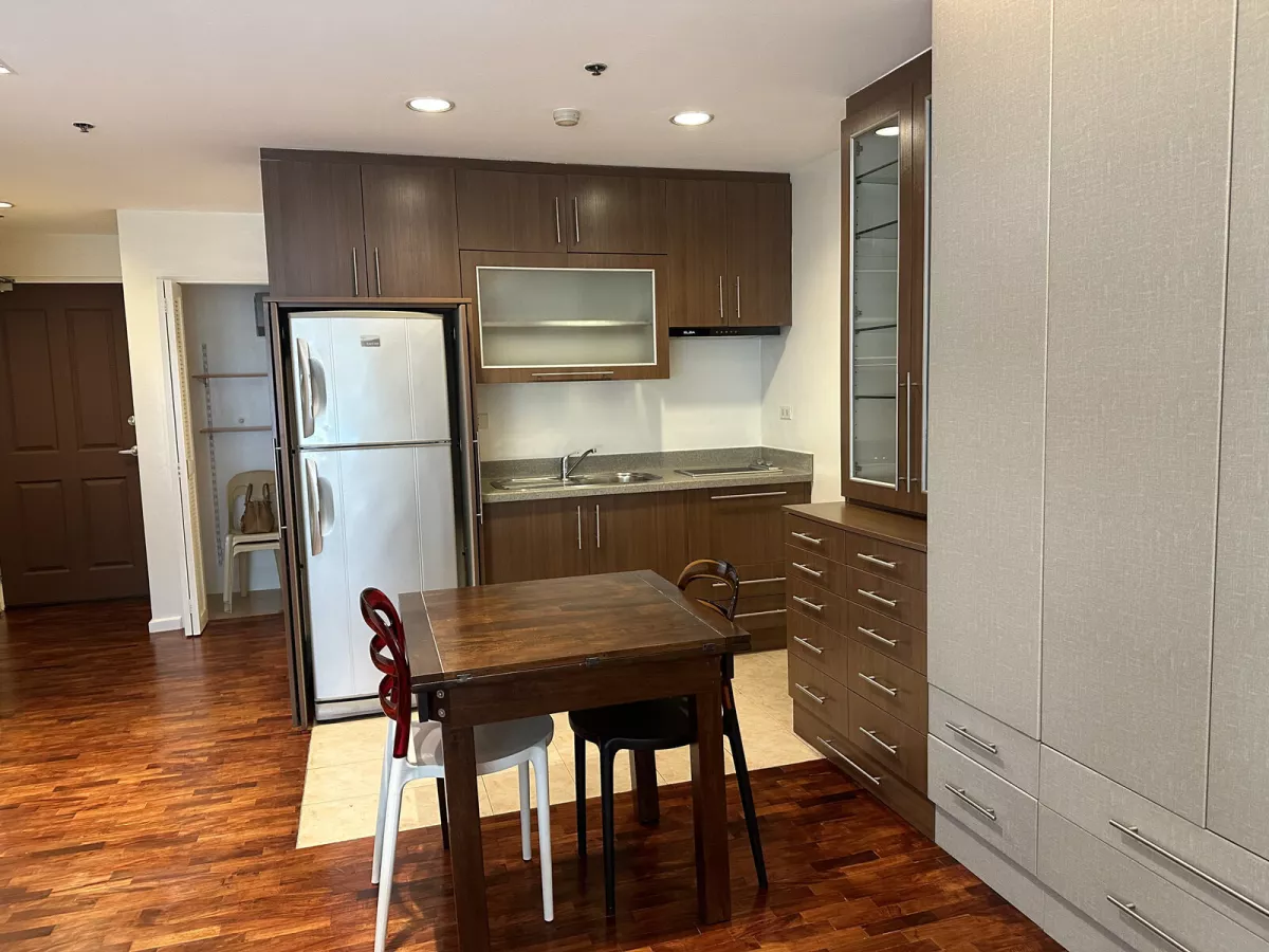 "For Lease: Studio unit in One Legazpi Park, Legazpi Village, Makati"02