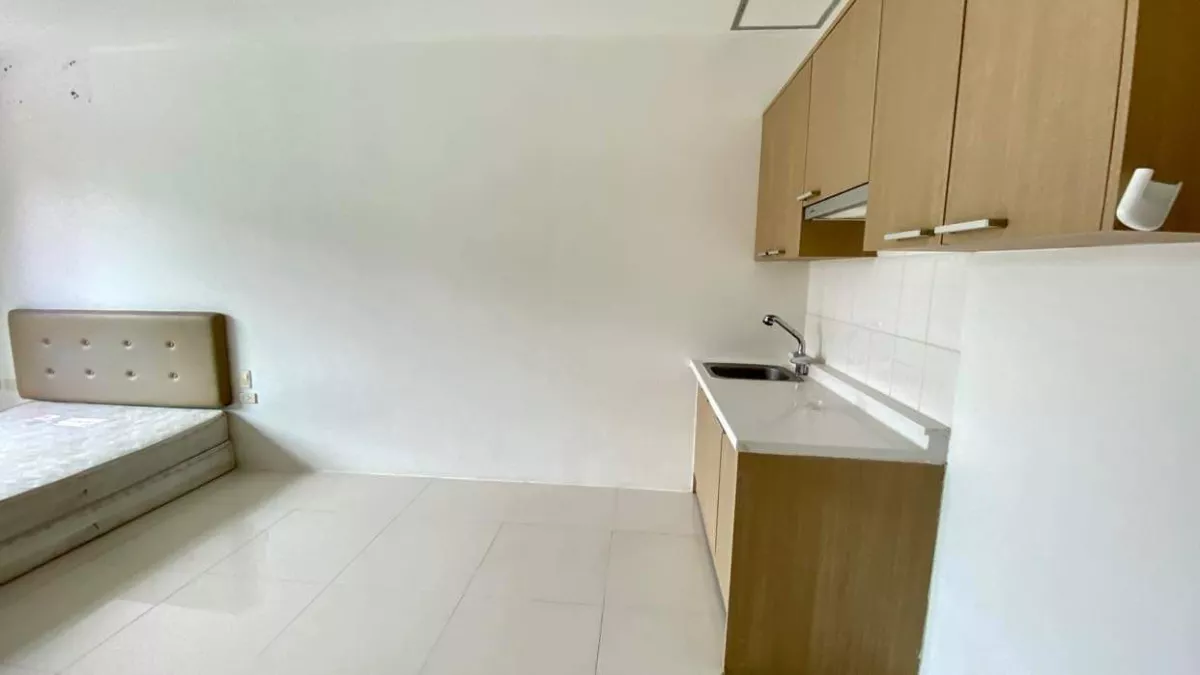 "Studio Condominium unit for Rent Located Inside Clark, Angeles City!"02