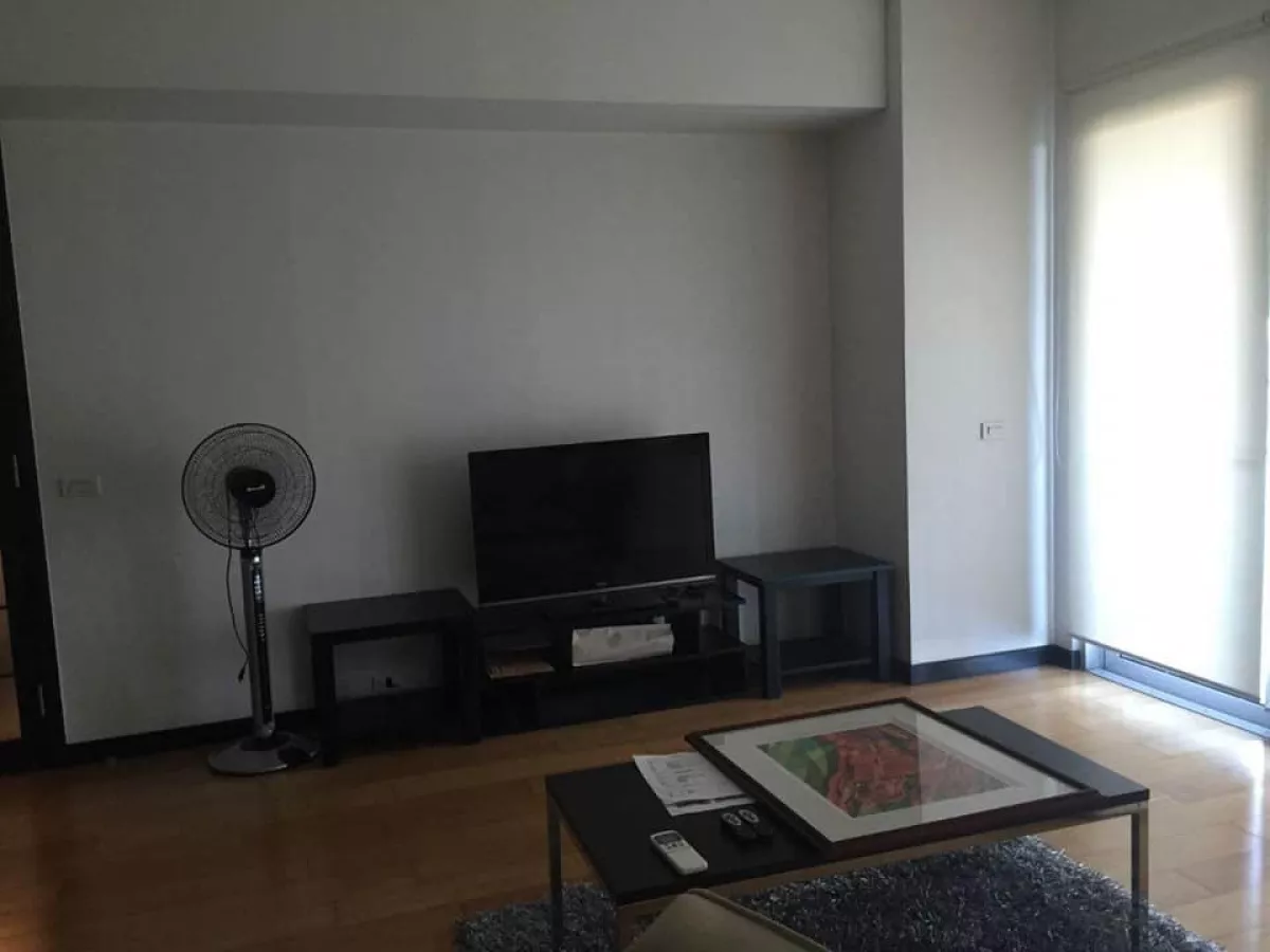 "Spacious 1 Bedroom Unit in Two Serendra, Taguig City For Lease"02