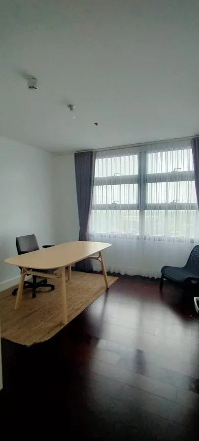 "2 Bedroom Condominium for Rent at Garden Towers, Makati City"08