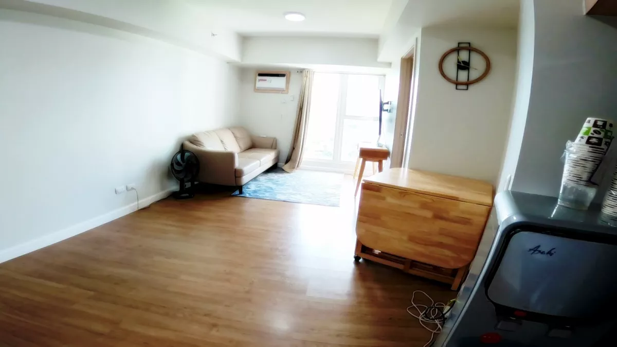 "1 Bedroom Condominium unit for Rent at Solinea Tower 3, Cebu"02