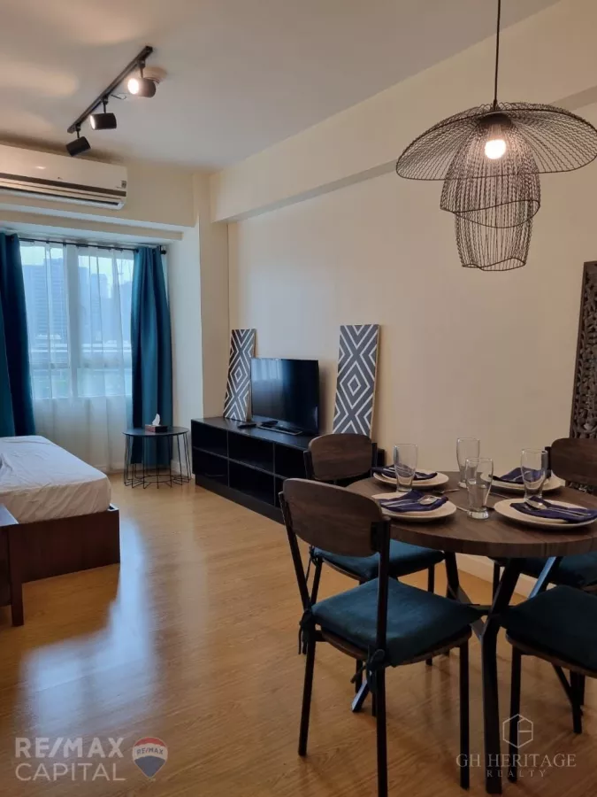 "Exclusive 1 Bedroom Unit for Lease in The Grove by Rockwell, Pasig City"03