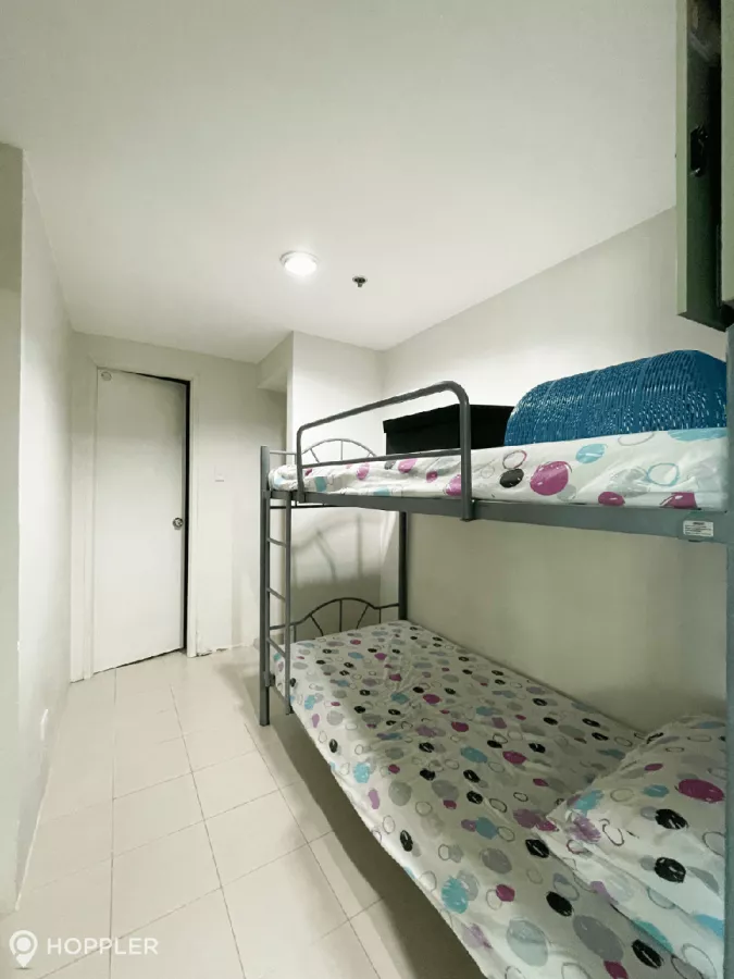 "2BR Condo for Rent in Edades Tower and Garden Villas, Makati - RR3251381"09