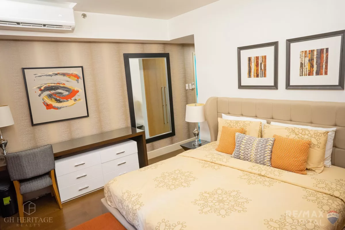 "Interior Decorated 3 Bedroom unit for Lease in Edades Tower, Rockwell, Makati"08