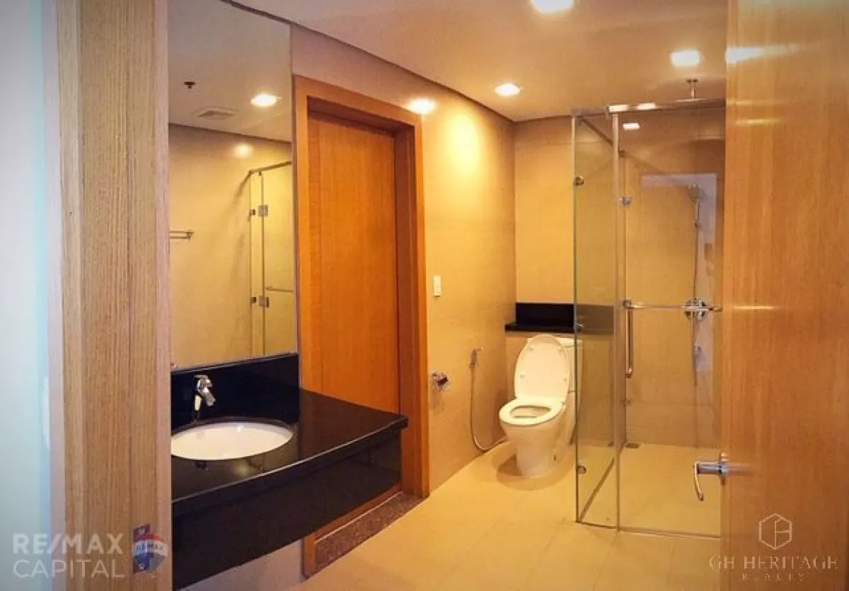 "Fully Furnished 1 Bedroom Unit in Park Terraces, Makati City"04