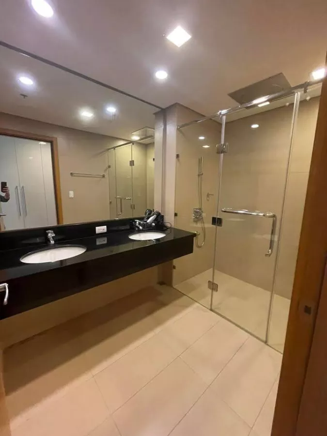 "2 Bedroom Condominium unit for Rent at Park Terraces, Makati City"05