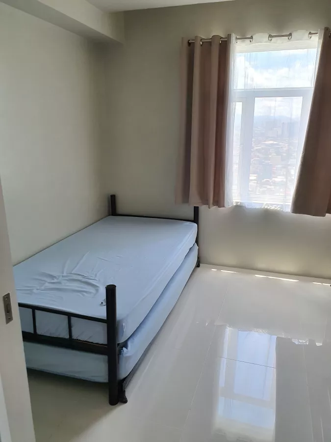 "For Rent 1-Bedroom Unit at Vista Taft, Taft Avenue, Manila City"03