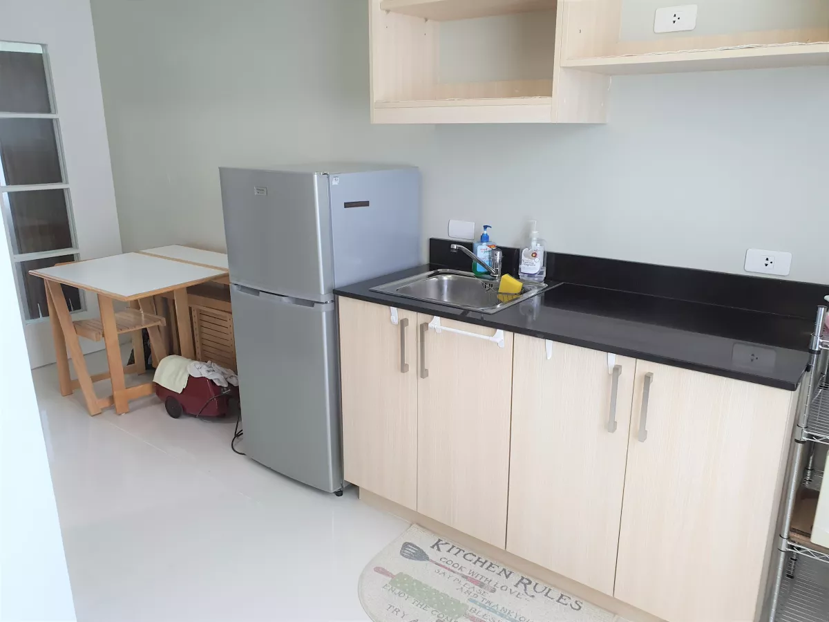 "For Rent 1-Bedroom Unit at Vista Taft, Taft Avenue, Manila City"07