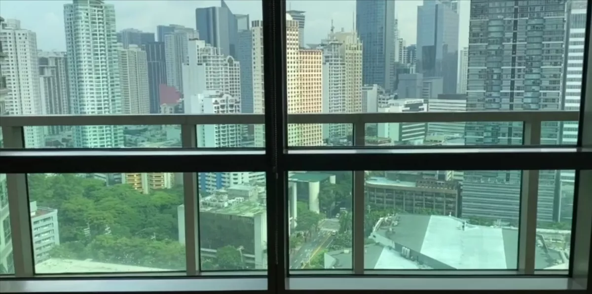 Fully Furnished 2 BR The Residences at Greenbelt-Lorenzo Tower- Makati City04
