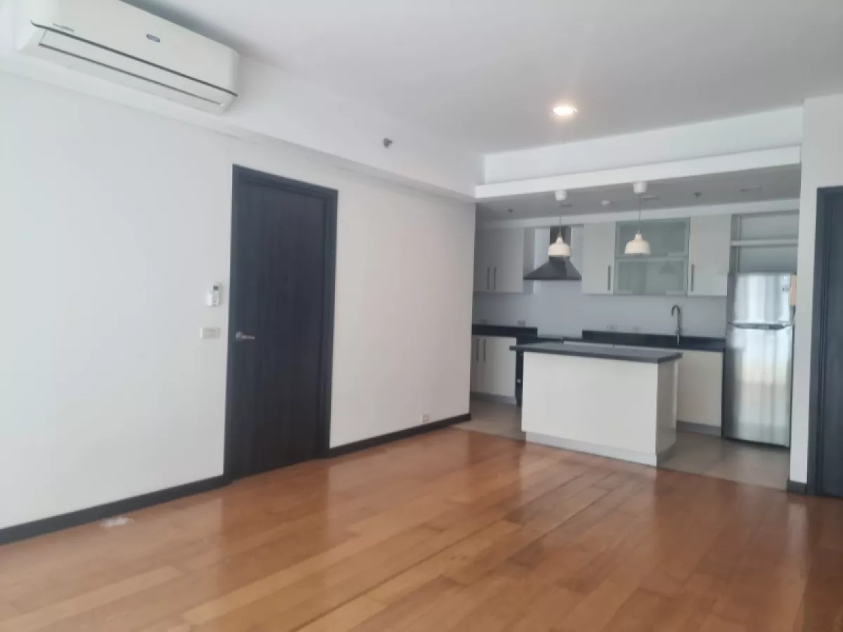 1BR for Lease in One Serendra Taguig08