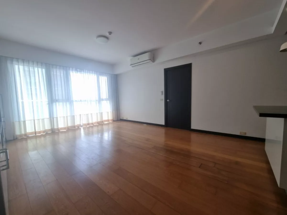 1BR for Lease in One Serendra Taguig10
