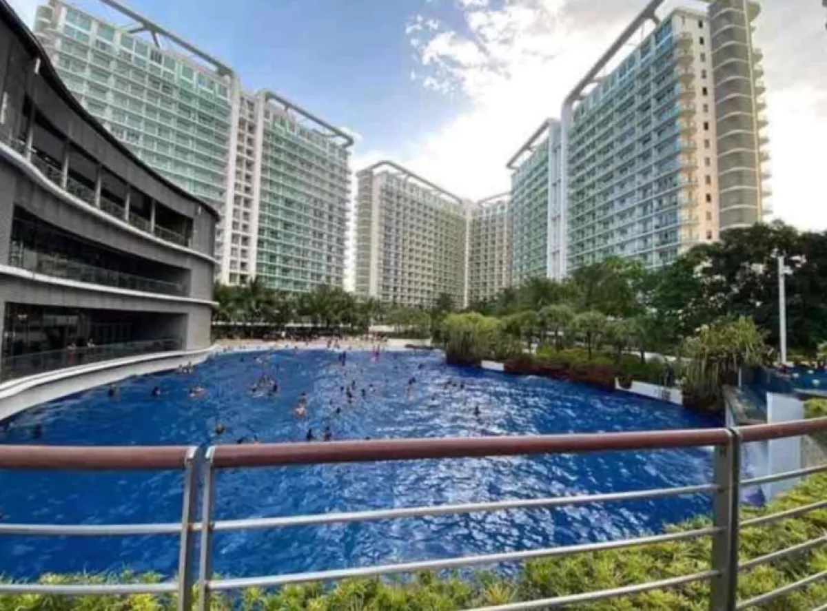 "30 sqm 1 Bedroom Unit at Azure Urban Resort Residences, Parañaque City"06