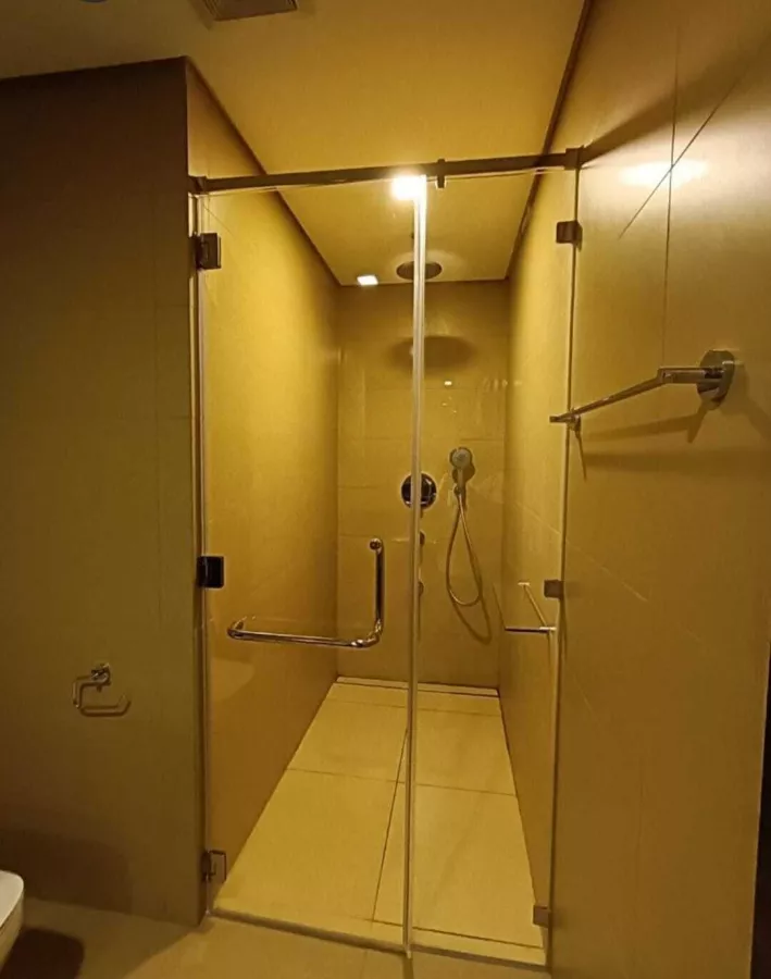 "Fully Furnished 1-Bedroom Unit For Lease at Garden Towers, Makati City"09