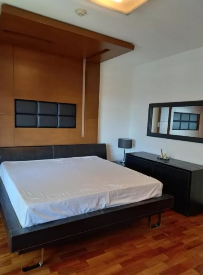 One Bedroom with balcony for Rent in One Serendra BGC | Ref: MA23H05