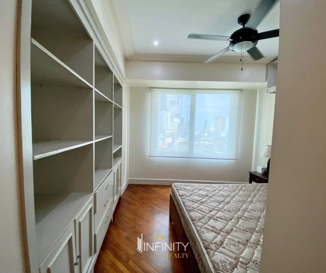 For Lease 2 Bedroom in Amorsolo Rockwell Makati City 204