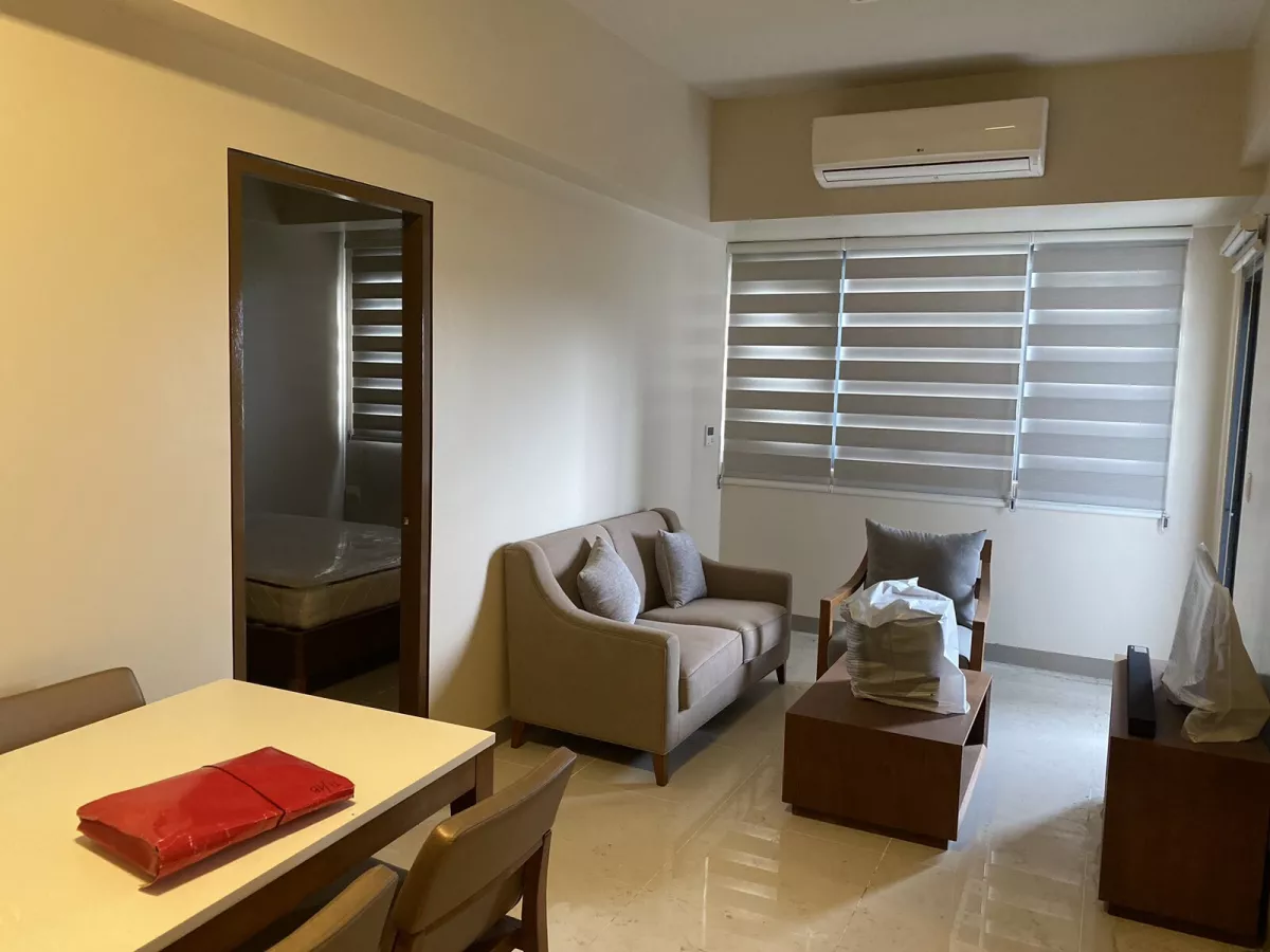 "1 Bedroom Unit For Rent at One Manchester Place, Lapu-Lapu City"03
