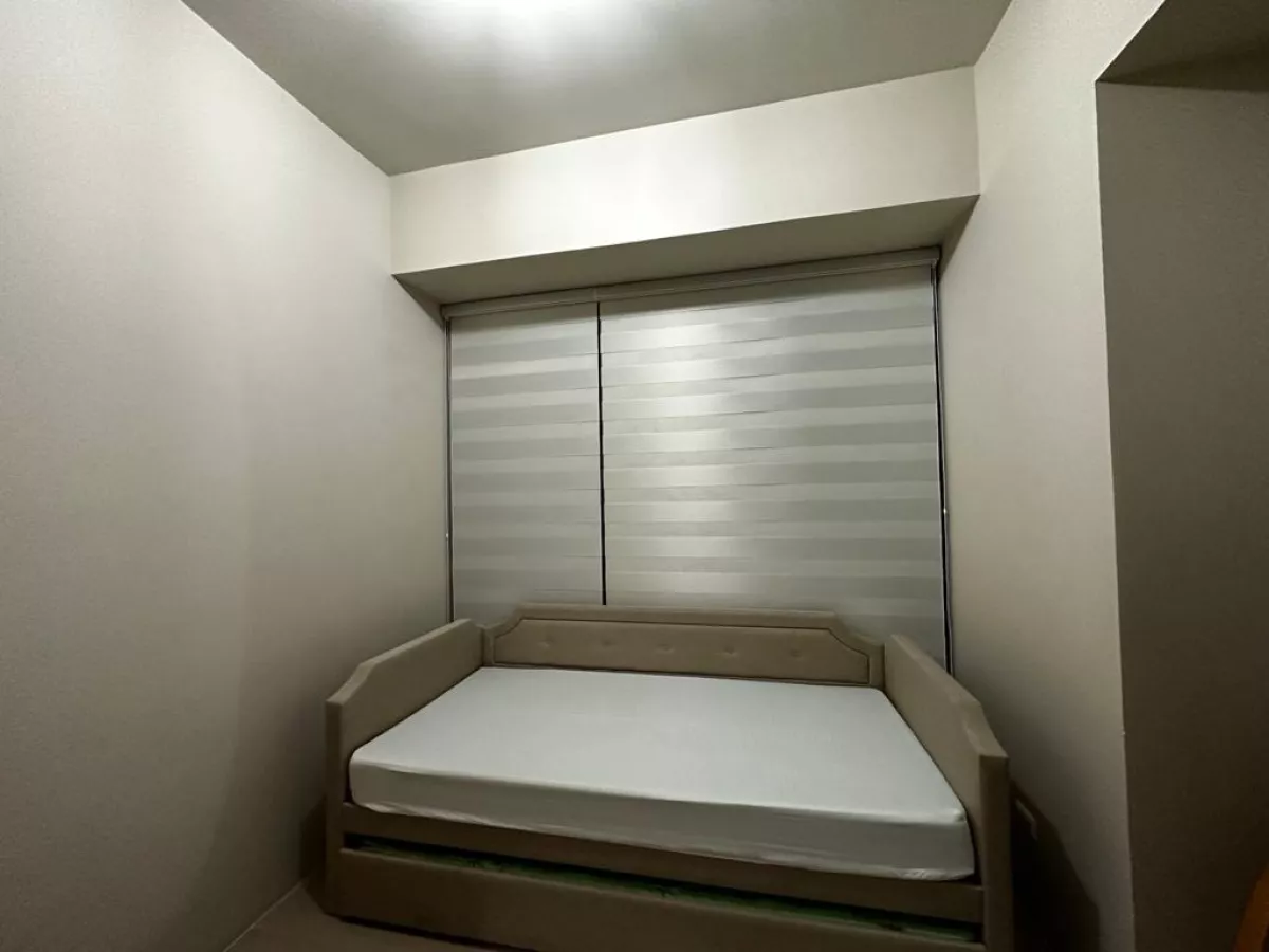Pleasant 2BR unit in Uptown Ritz02