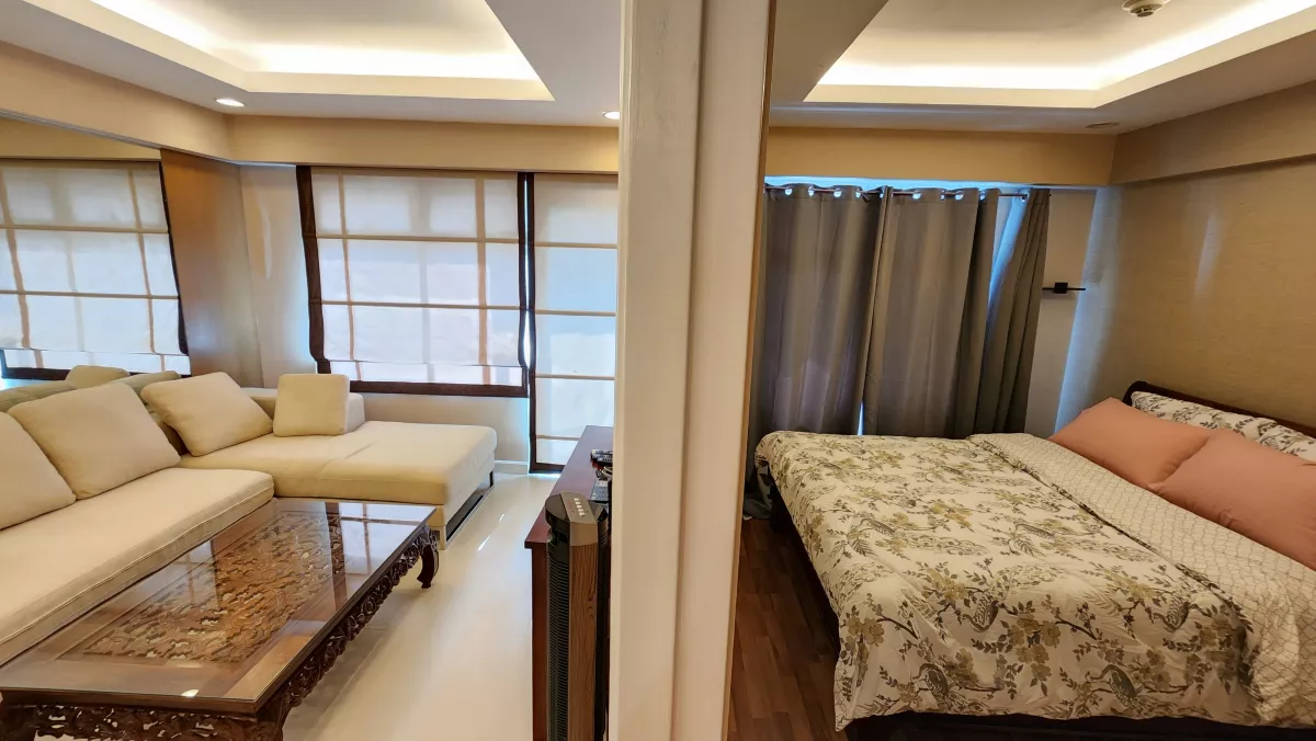 "Minimalist 1BR unit in Aston at Two Serendra, Taguig City For Lease"05