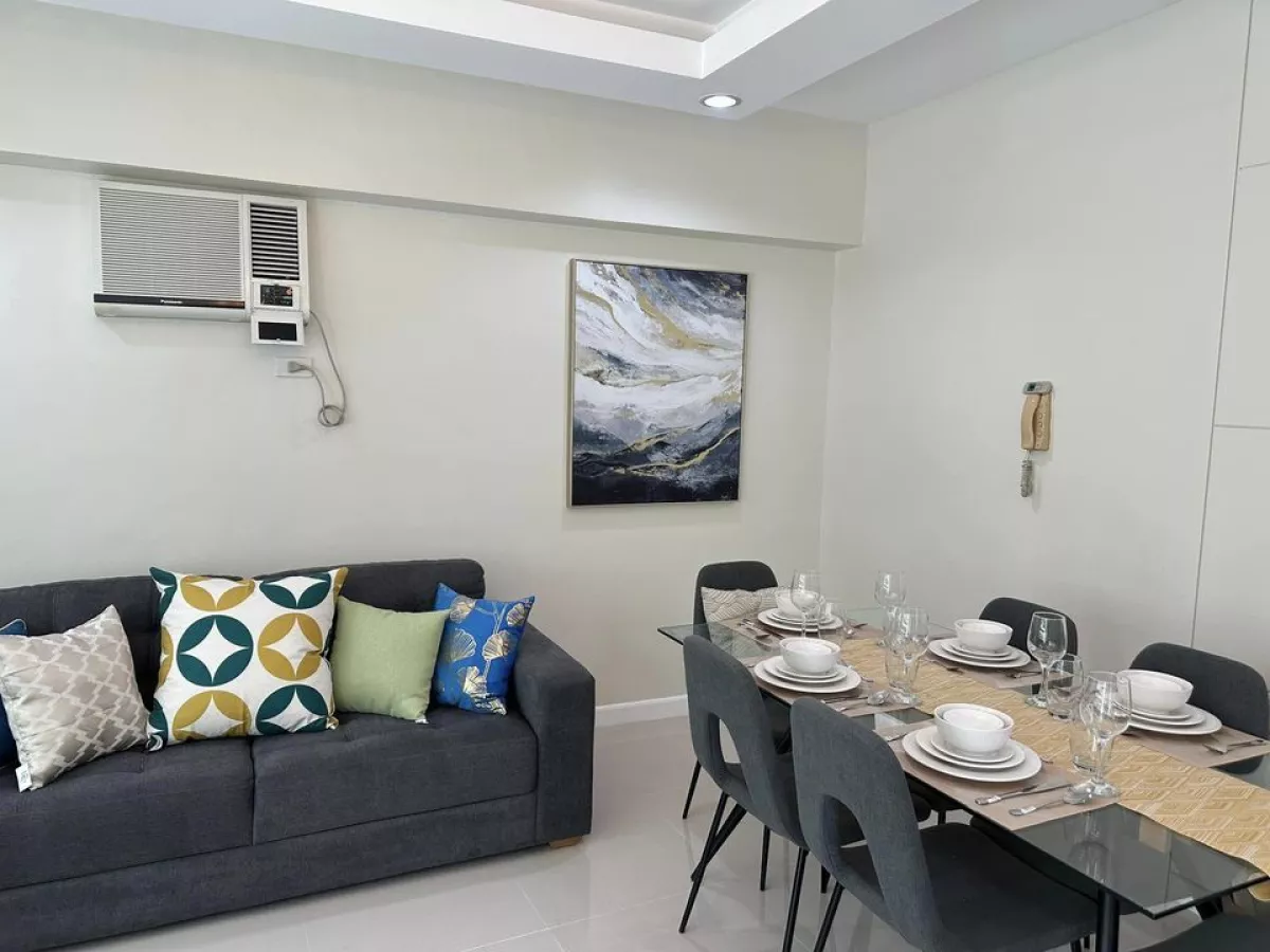 3 bedroom unit in Two Serendra for lease06