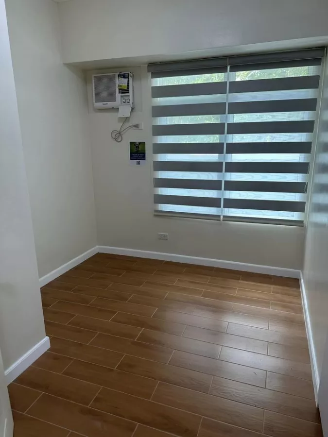3 bedroom unit in Two Serendra for lease07