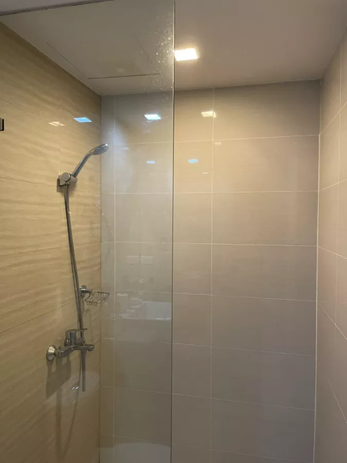 "1 Bedroom with Balcony For Rent in The Florence, McKinley Hill, Taguig City"05