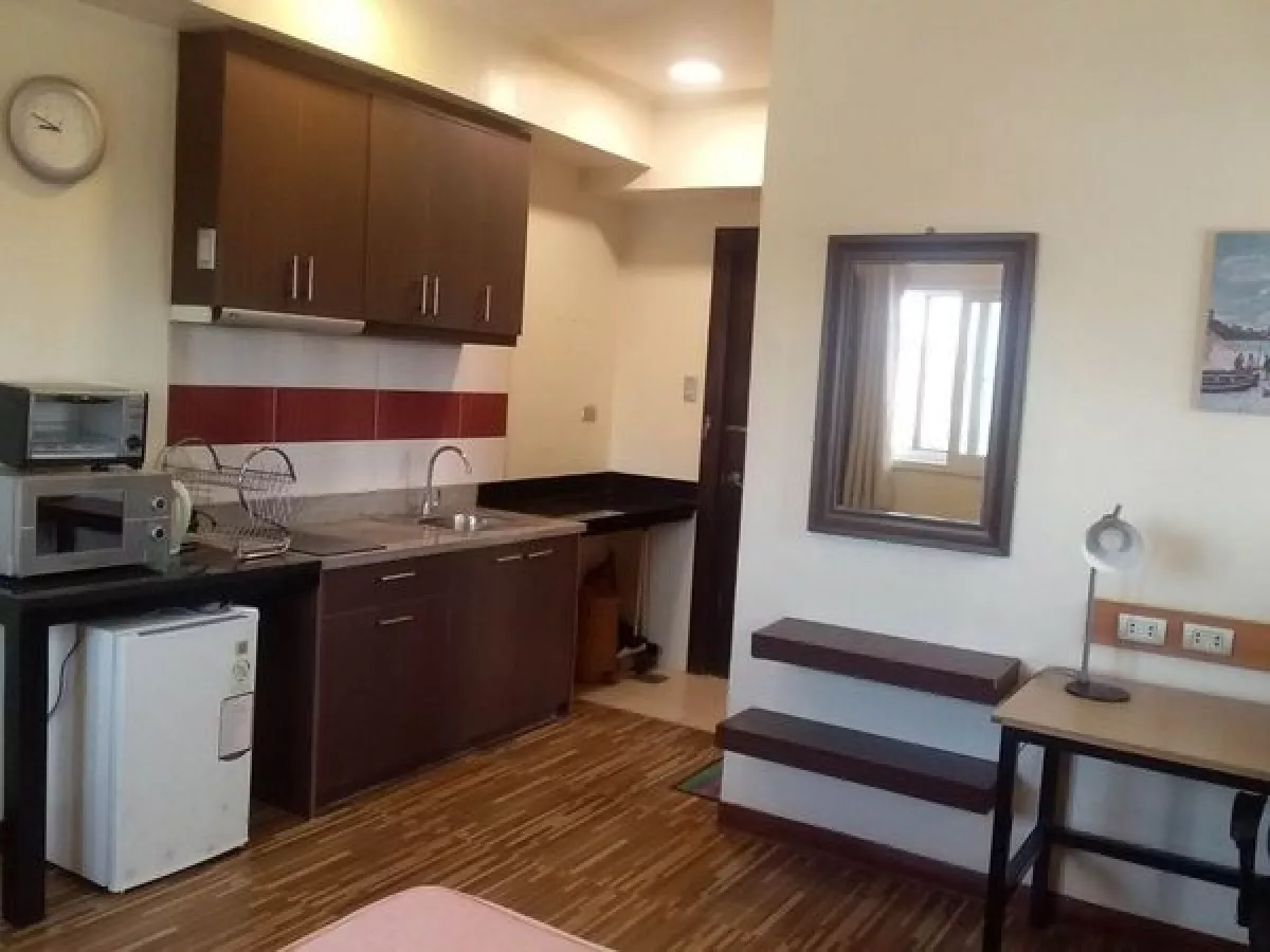 Studio Unit for Rent at Midori Residences03