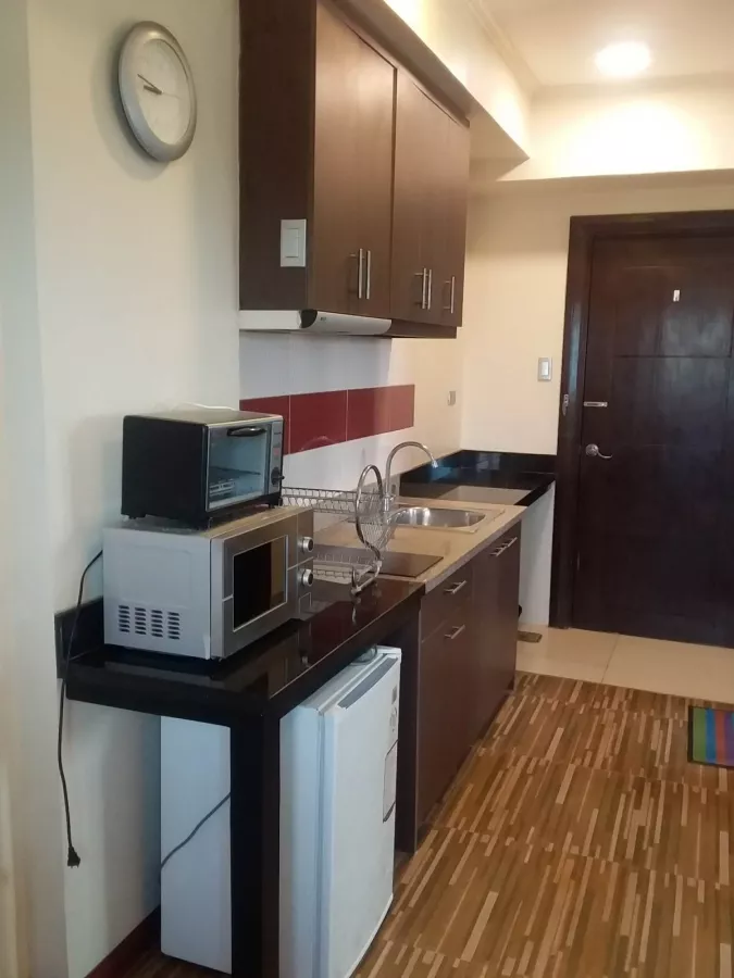 Studio Unit for Rent at Midori Residences06