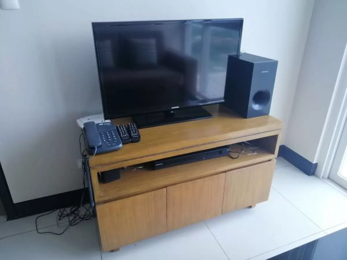Studio Unit for Rent at 8 Newtown Boulevard04