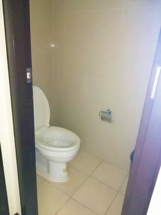 Studio Unit for Rent at 8 Newtown Boulevard09