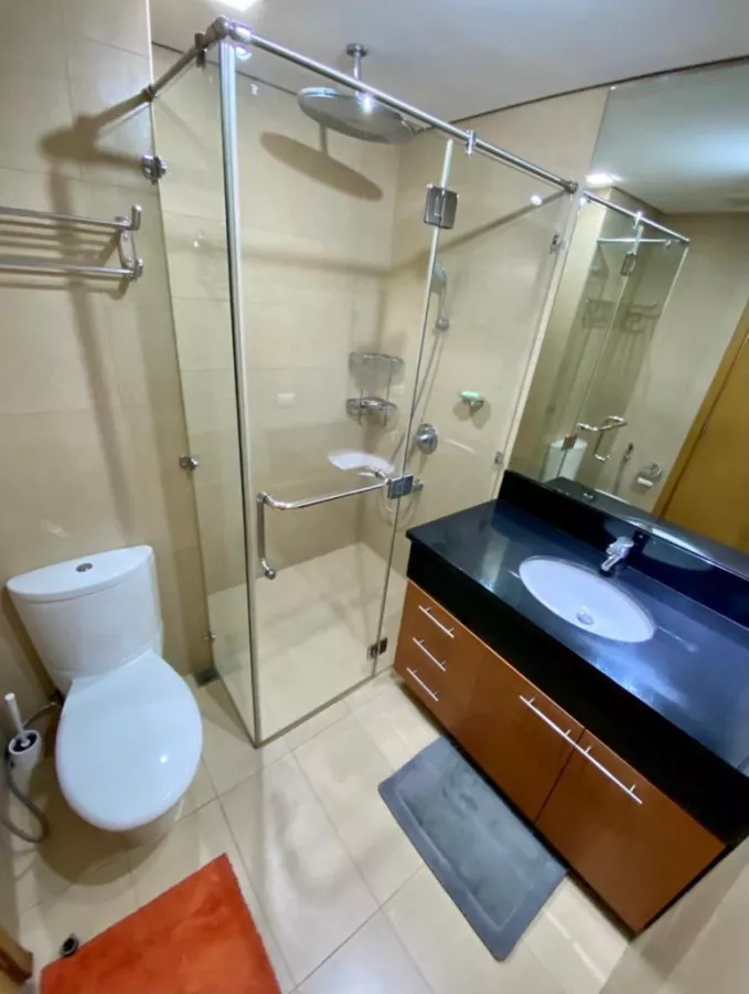 For Lease Studio Unit in Park Terraces Makati04