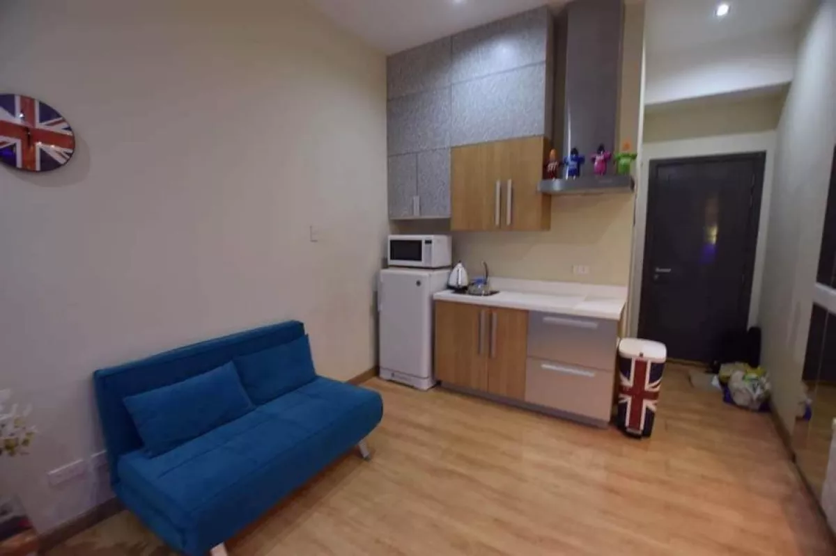 Studio unit in Knightsbridge Residences for lease04