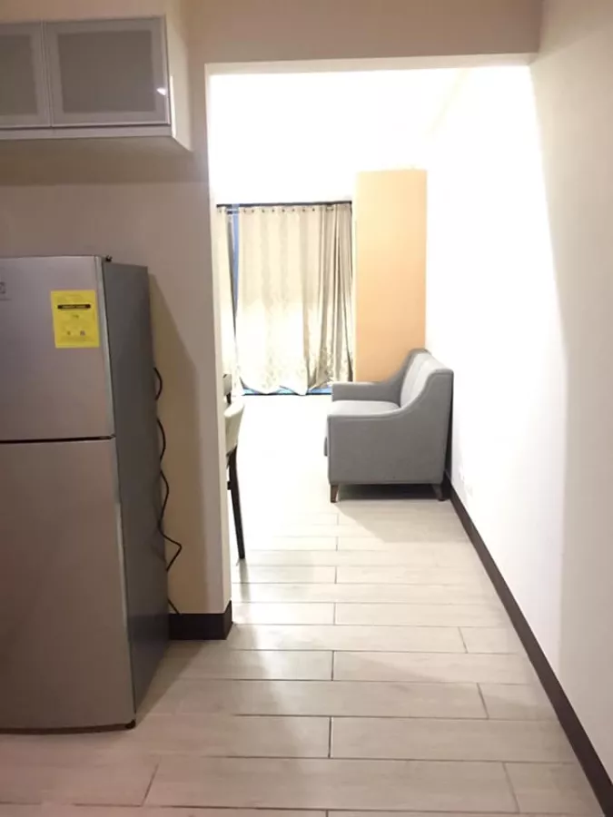 For Lease Executive Studio Unit in Three Central05