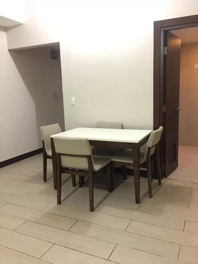 For Lease Executive Studio Unit in Three Central09