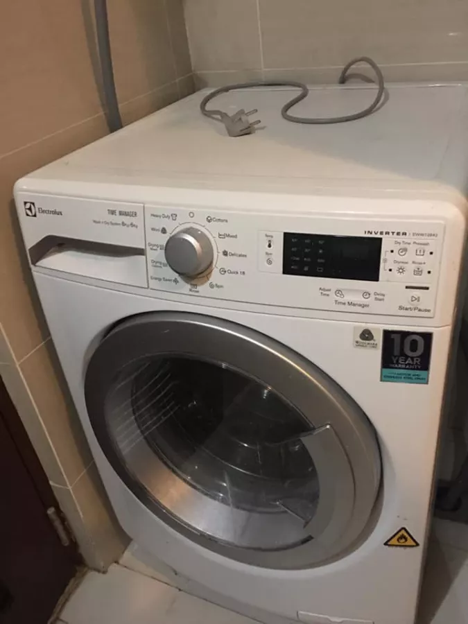 For Lease Executive Studio Unit in Three Central10