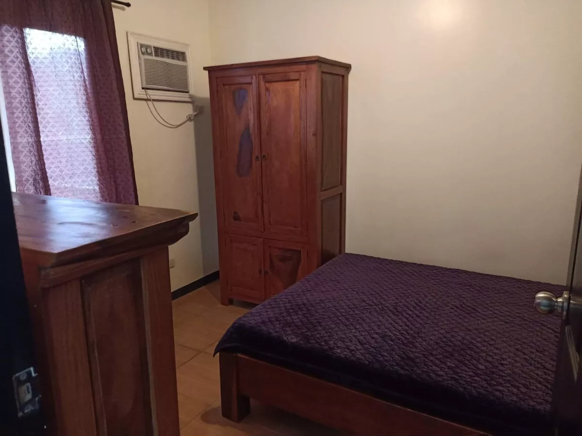 "2 Bedroom Fully Furnished For Rent in The Wellington Courtyard Tagaytay, Cavite"02
