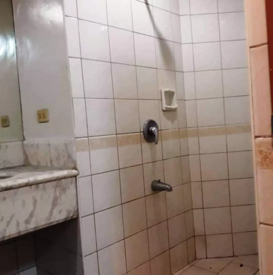 4BR Condo for Rent in Salcedo Park Condominium Makati City RH646009