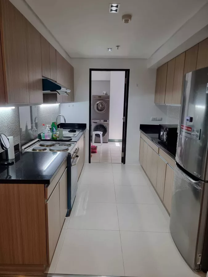 For Lease Newly Furnished 2BR Unit at One Meridian04