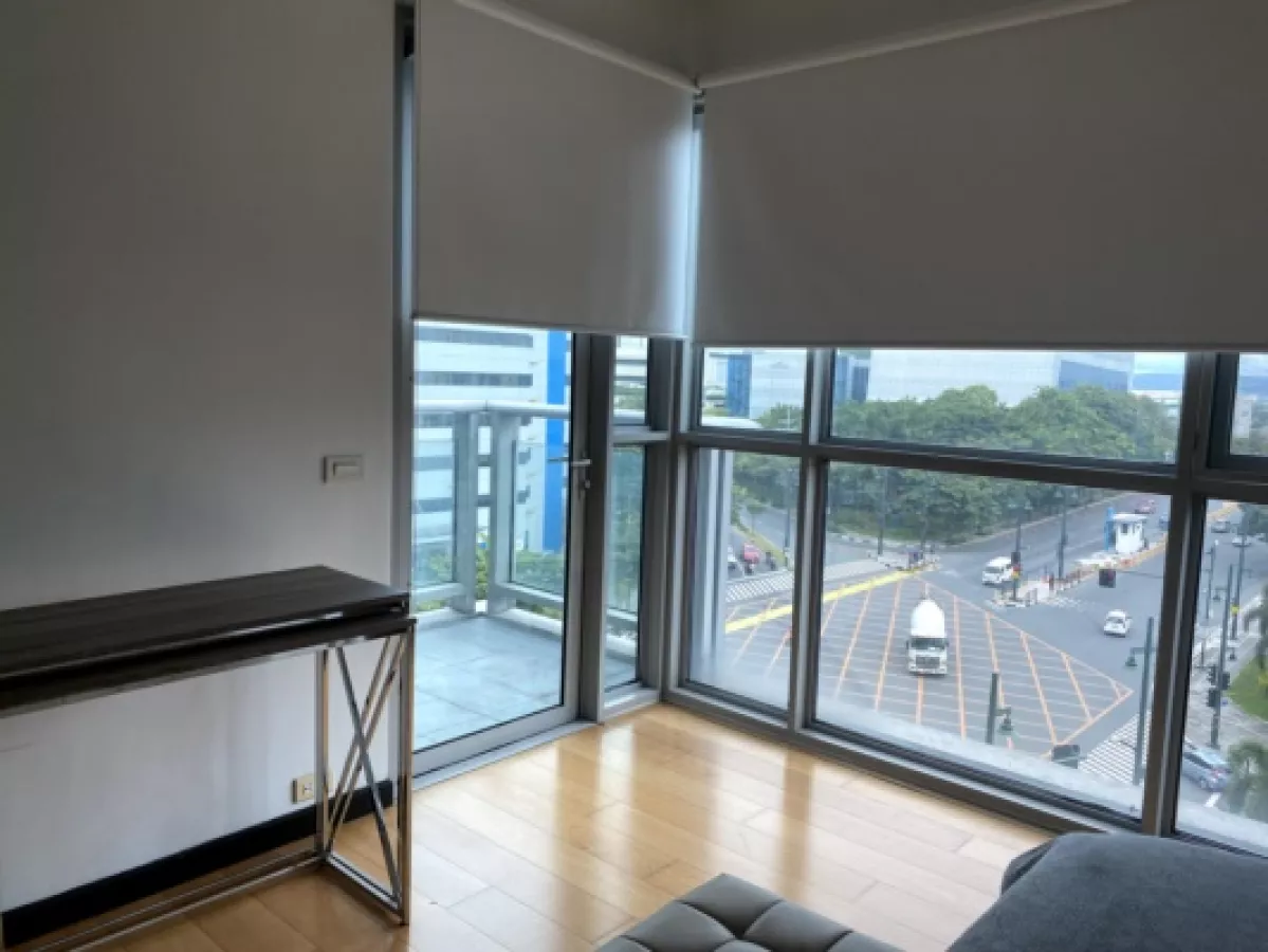 "Fully Furnished 2BR Corner Unit with Balcony for Rent - One Serendra, BGC Taguig"05