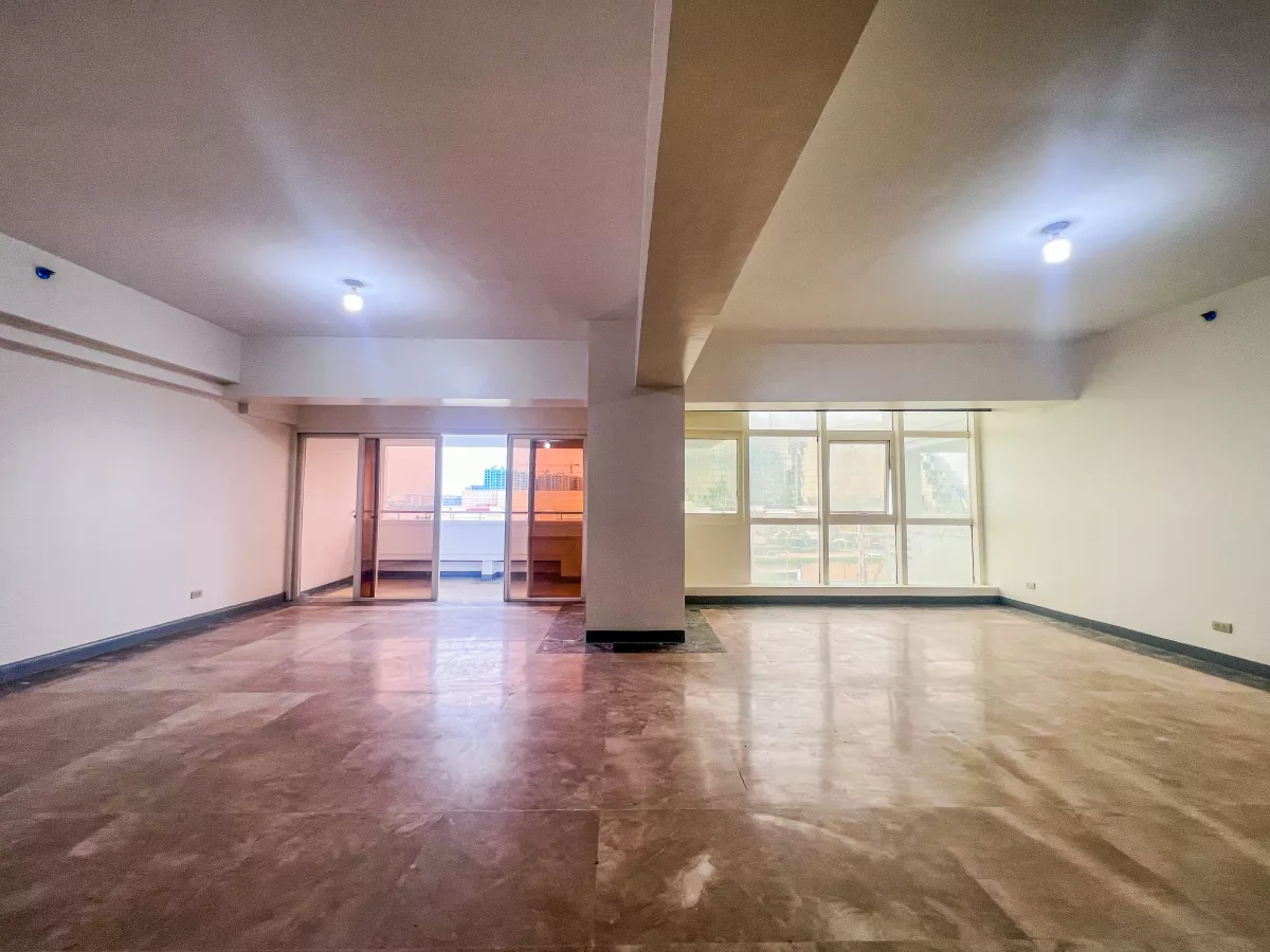 Huge 4 Bedroom Unit for Rent in Washington Tower near OKADA03