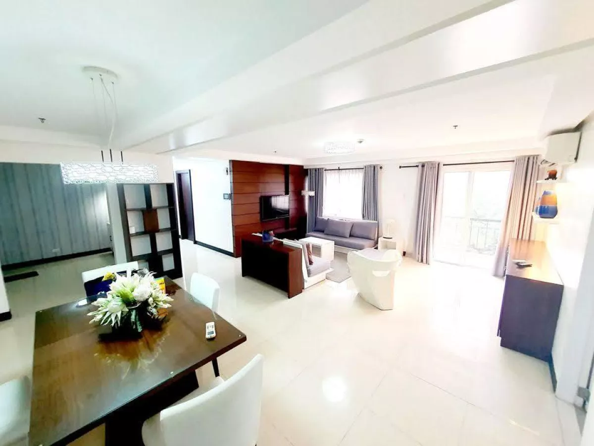 McKinley Hill Taguig 3 Bedroom Condo For Rent at Tuscany Private Estate02