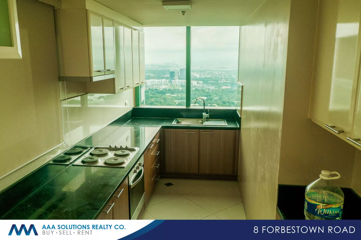 8 Forbes Town Road 2 bedroom for rent - BGC02
