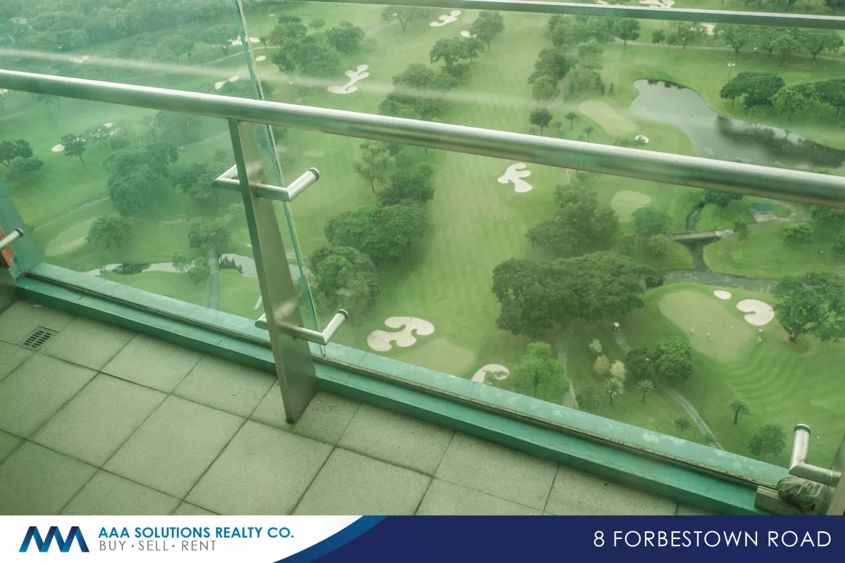 8 Forbes Town Road 2 bedroom for rent - BGC09