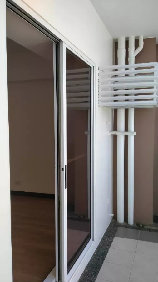 Two Bedroom Bare Unit with Parking For Lease08