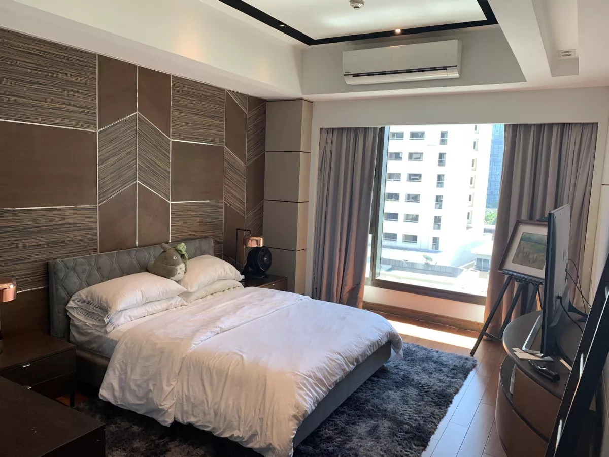 2 bedroom Shang Grand the fort. Taguig City for rent09