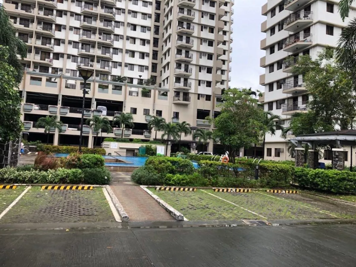 "Fully Furnished Studio Type Condo For Rent in Taguig near BGC, Makati"08