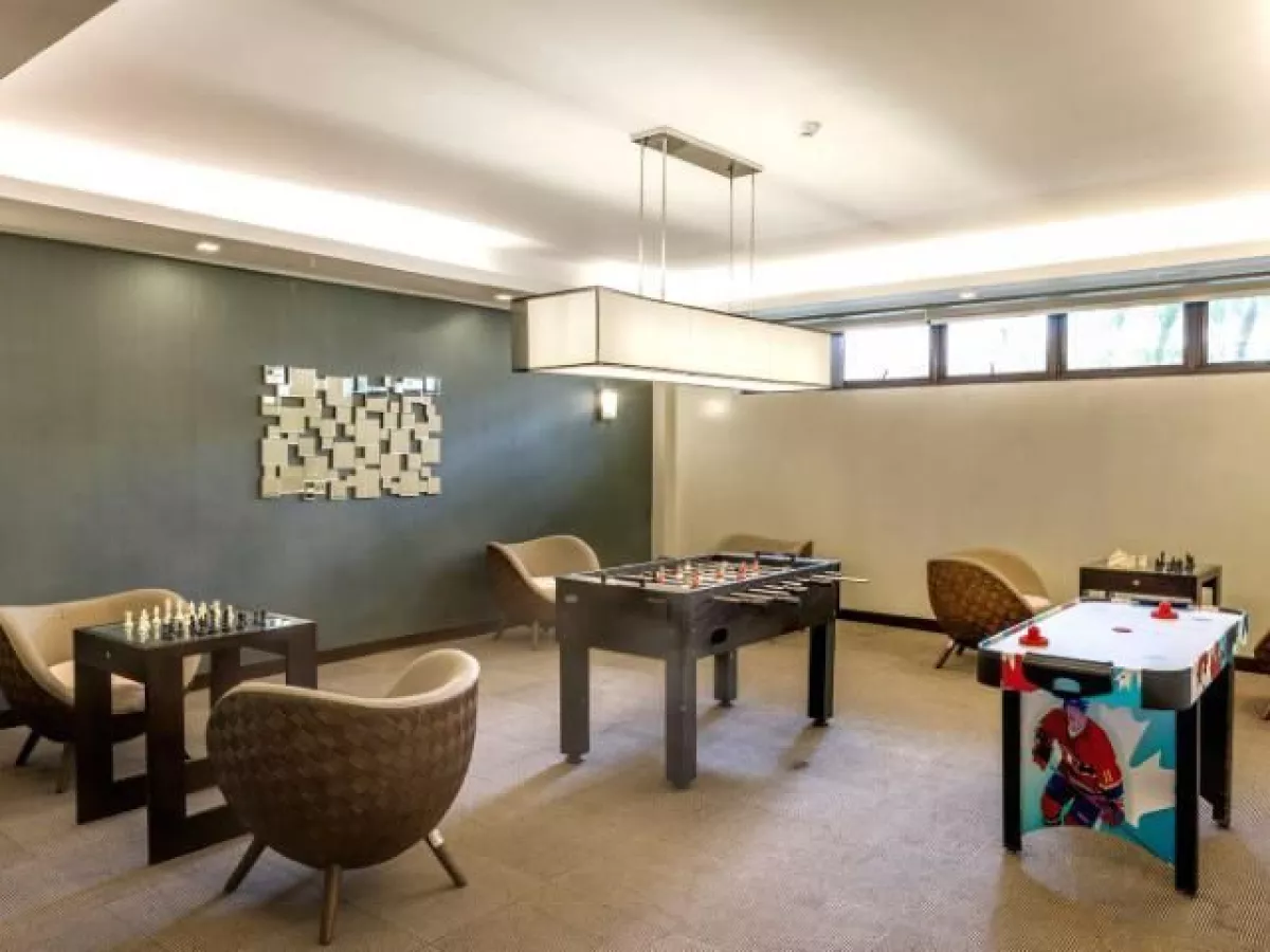 "For Rent 2 BR Fully Furnished Penthouse unit w/ balcony in Sun Valley, Parañaque"08